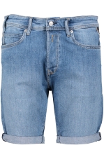 Rbj. 981 Short