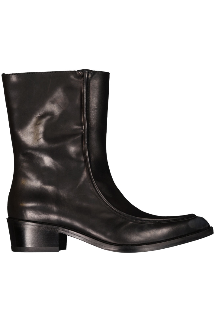 Beak Boot