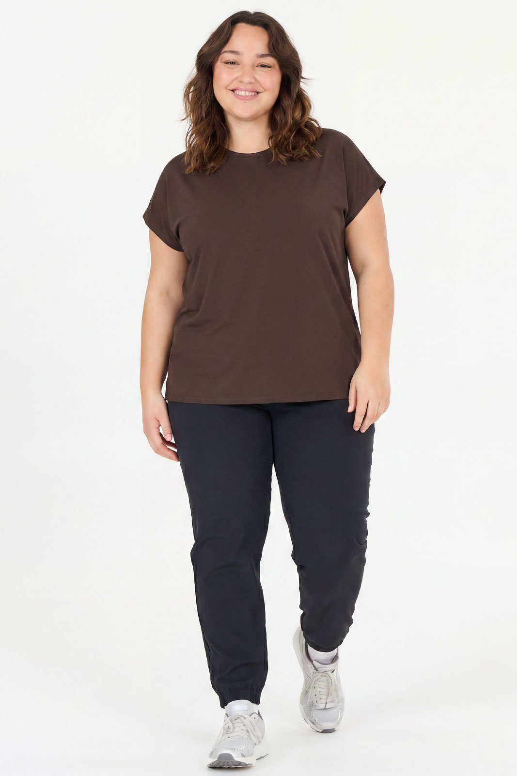 Jenirei W Soft Touch Tee.
