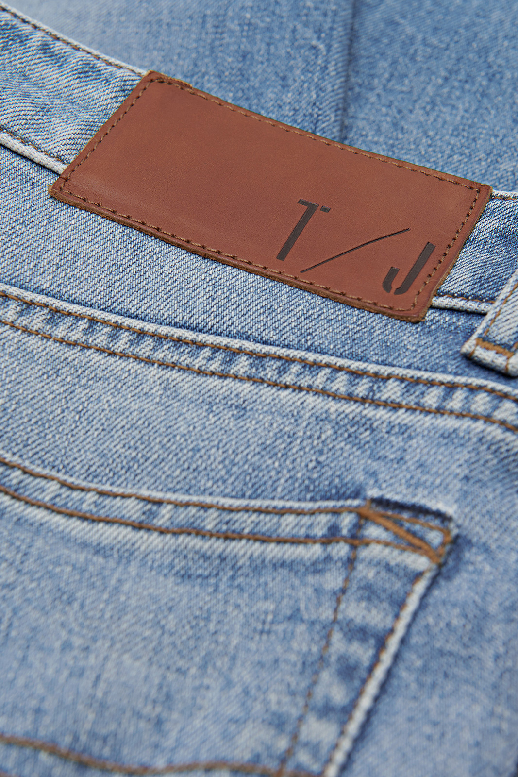 TIGER OF SWEDEN JEANS | LEA. | MID 