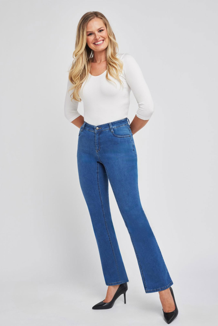 Bootcut Short