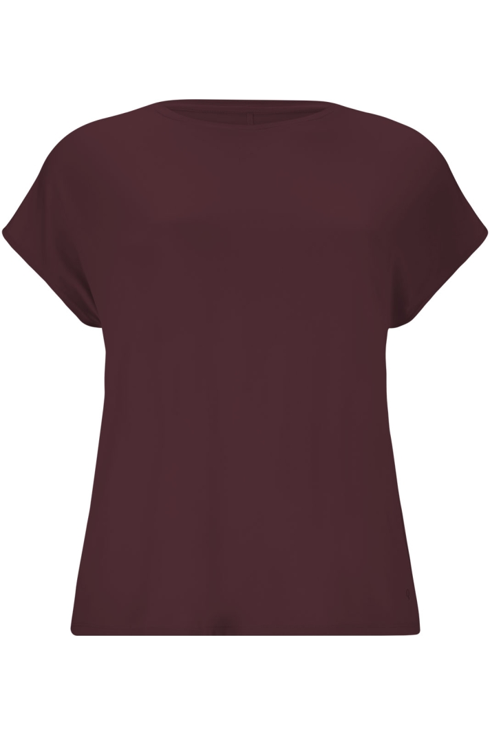 Jenirei W Soft Touch Tee.