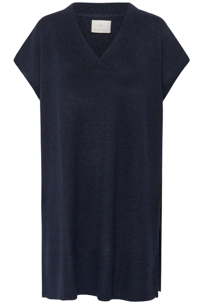 Kaannetta Knit Poncho