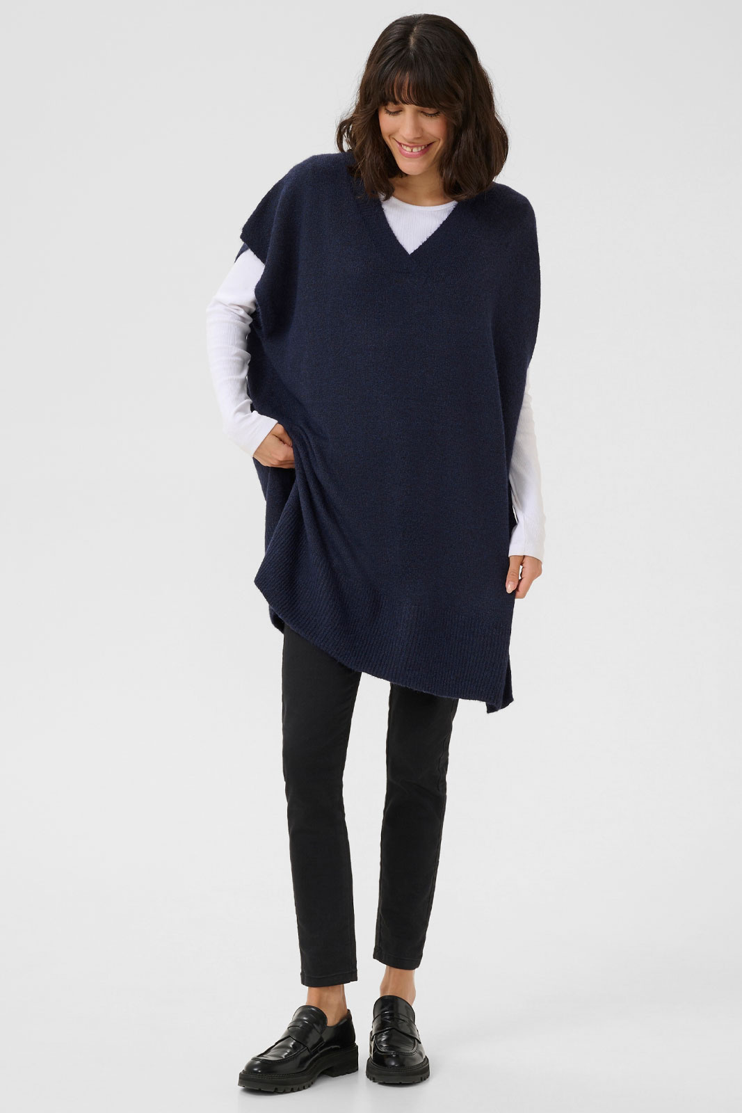 Kaannetta Knit Poncho