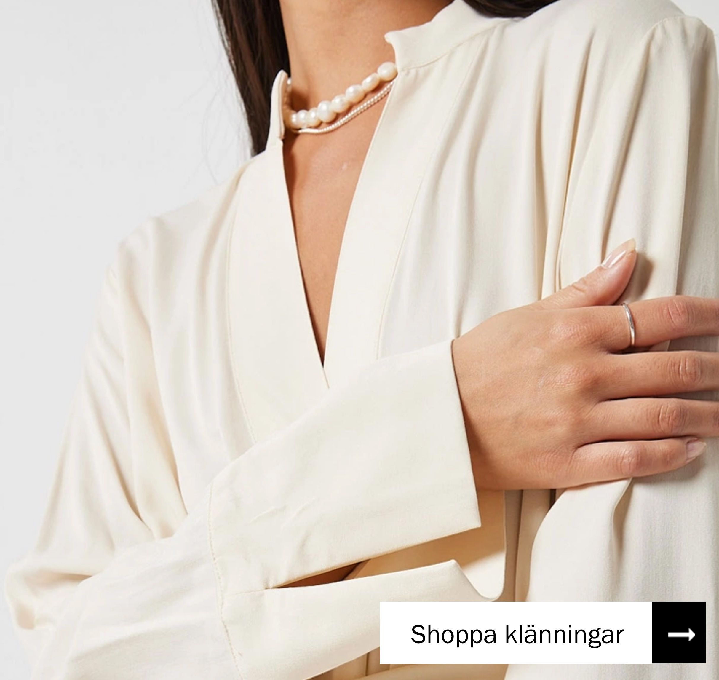 Shoppa klänningar här